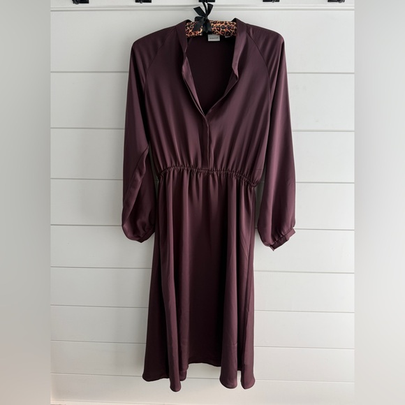 Aritzia Dresses & Skirts - Aritzia Babaton Plum Long Sleeve Dress, Size Medium